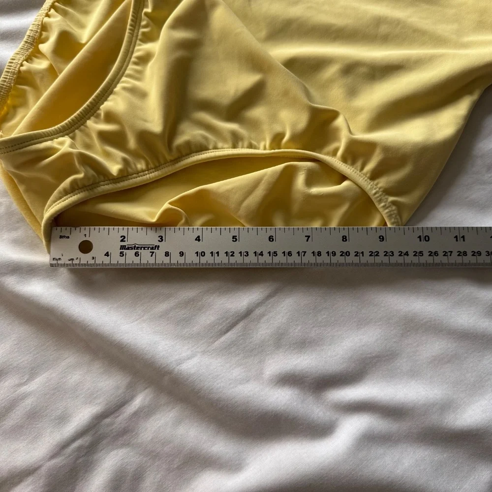 Talbots Women's Classic One Piece Swimsuit Yellow Size 12L Beach Pool Vacation - Picture 12 of 15